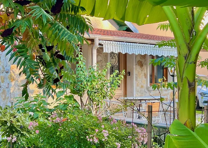 Joumana Tourisme Vila Gouvernes